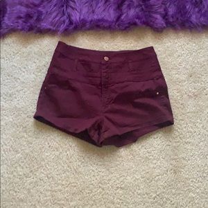 women’s burgundy shorts